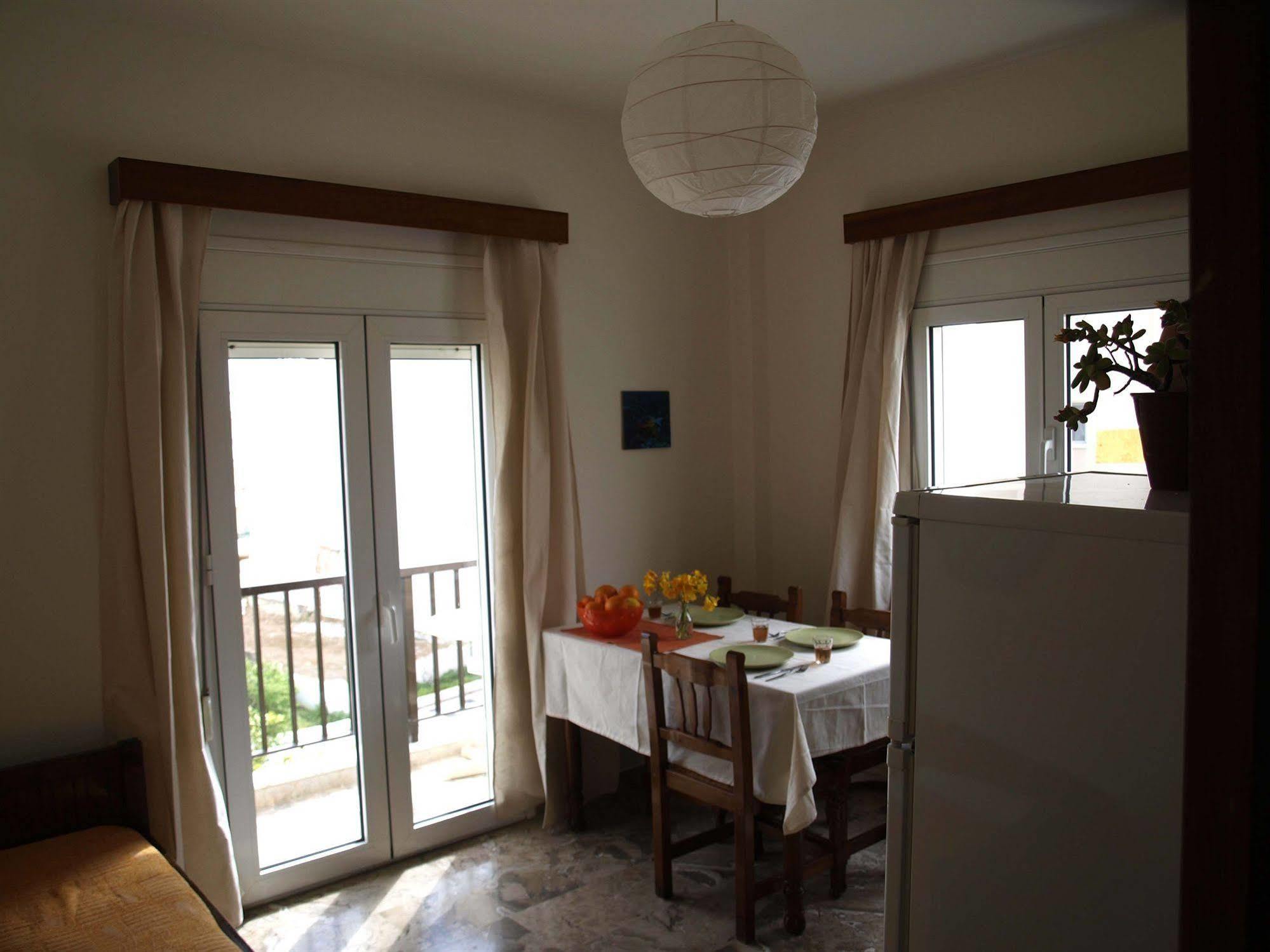 Popy Apartments إرابيترا المظهر الخارجي الصورة