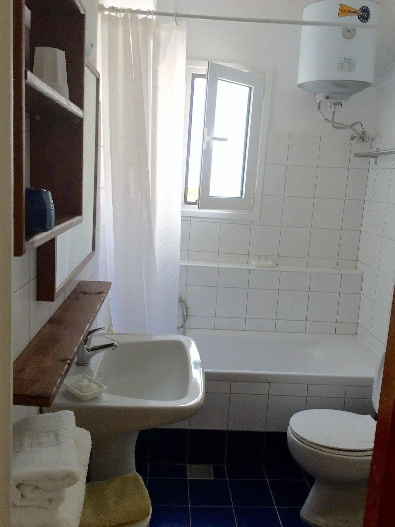 Popy Apartments إرابيترا المظهر الخارجي الصورة